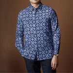 Men Vine Batik Long Sleeve Shirt